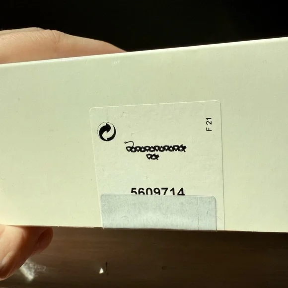 SWAROVSKI Millenia Bracelet - Picture 8 of 8